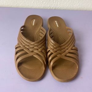 Okabashi Sandals (size 8-9)